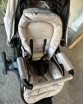 Passeggino Chicco Activ3 – come nuovo.