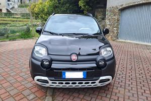Fiat Panda MY25 1.0 70CV Hybrid Cross – Luglio 25