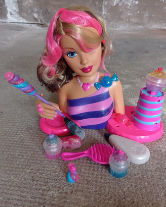 Bambola da pettinare