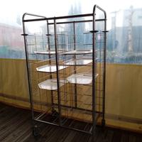 Carrello porta vassoi