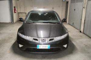 Honda Civic 1.4 i-VTEC 99CV 2010–95.700 km-Euro 5