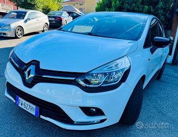 Renault Clio Sporter dCi 8V 75 CV Aurocarro 4 post
