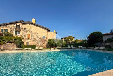 3 LOCALI A CALVAGESE DELLA RIVIERA
