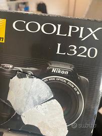Nikon  Coolpix 320 fotocamera fotografica digitale