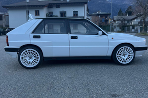 Lancia delta integrale 16v