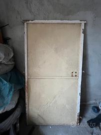 Porta in ferro
