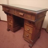 Scrivania primi anni del 900