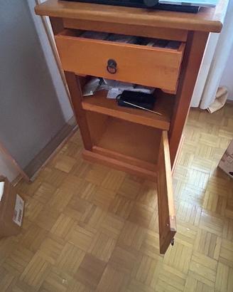 mobiletto in massello