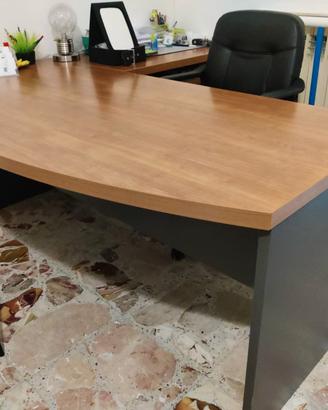 Mobili e accessori per uso studio o ufficio