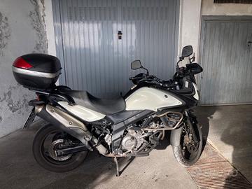 Suzuki V Strom DL 650 - 2013