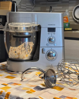 Planetaria Kenwood KM080
