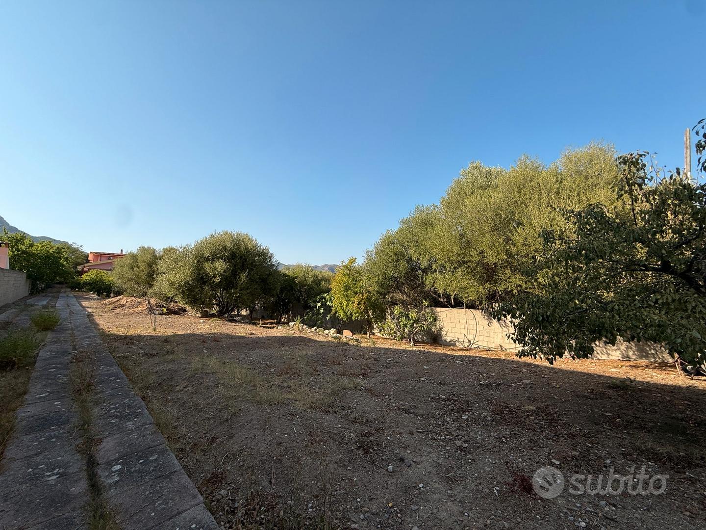 Lotto edificabile di 800 mq a Domusnovas - Vista 3