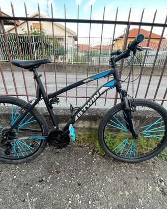 Mountain bike B’TWIN ROCKRIDER 340
