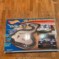 Hotwheels pista elettrica