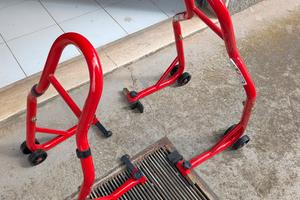 cavalletti alza moto