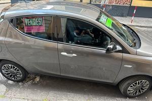 Lancia ypsilon 1000Hybrida
