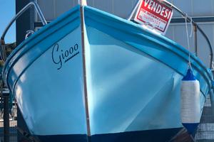 Gozzo con motore entrobordo da 12 cv 5,30 m