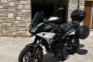 Tracer 900
