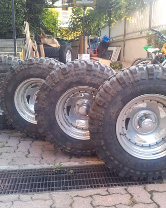 Cerchi U.S. Wheel e gomme Tagom Diablo