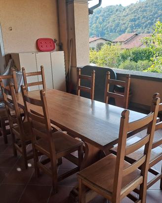 Tavolo e sedie in rovere massiccio