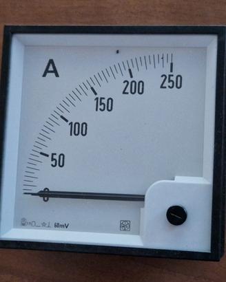 Amperomentro analogico