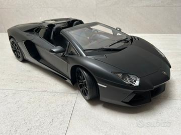 Pocher 1/8 Lamborghini Aventador nero nemesis