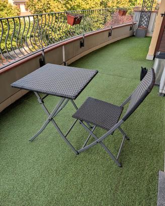 set tavolino balcone in metallo e rattan,con sedia