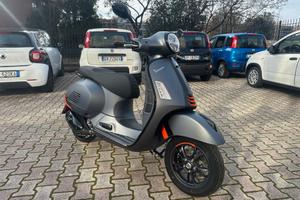 Vespa 310 HPE GTS SUPER SPORT NUOVA DA IMMATRICOLA