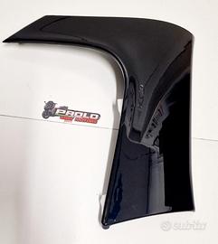 FIANCHETTO ANTERIORE DESTRO YAMAHA TMAX 500 2008>