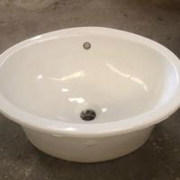 Lavandino in ceramica da incasso