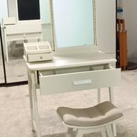 Consolle da trucco bianca 80x40x140 con sgabello