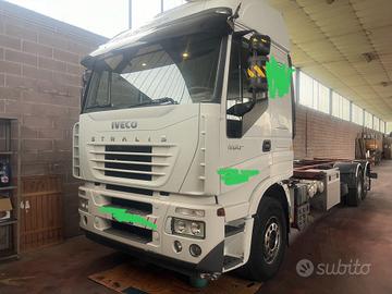 Iveco Stralis 480 Manuale 3 Assi