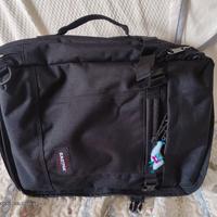 valigia Eastpak 