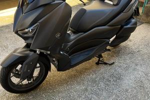 Yamaha x max