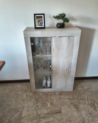 mobili vari