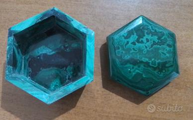 Scatola esagonale in malachite