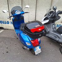 Piaggio Vespa GTS 300