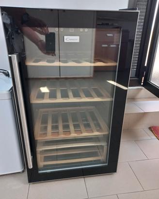 Cantinetta refrigerata per vini