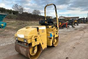 RULLO FERRO FERRO DYNAPAC CC102