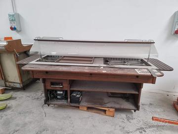 Attrezzatura ed arredamento per ristorante