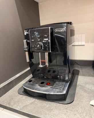 Macchina caffè automatica Delonghi ECAM 23.125.B