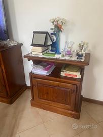 Salotto in legno noce