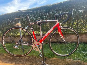 Bicicletta da corsa FRW “carbon fiber UDHM”