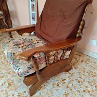 Poltrona imbottita bassa