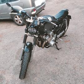 Suzuki GS 40 xF Katana Cafè Racer 