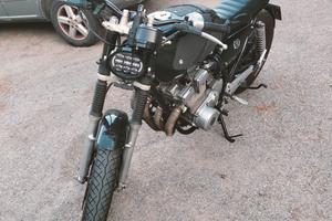 Suzuki GS 40 xF Katana Cafè Racer 