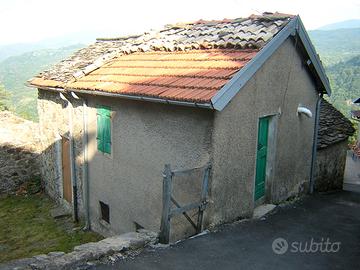 Rustico in Collagna (Comune Ventasso RE)