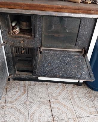 stufa in ghisa Becchi