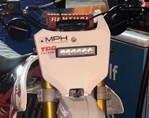 Piatta polisport + faretto