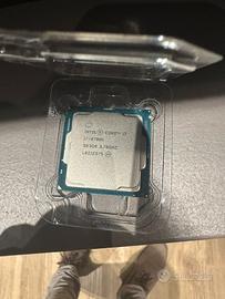 Intel  i7-8700K 3.7ghz mai overclockato